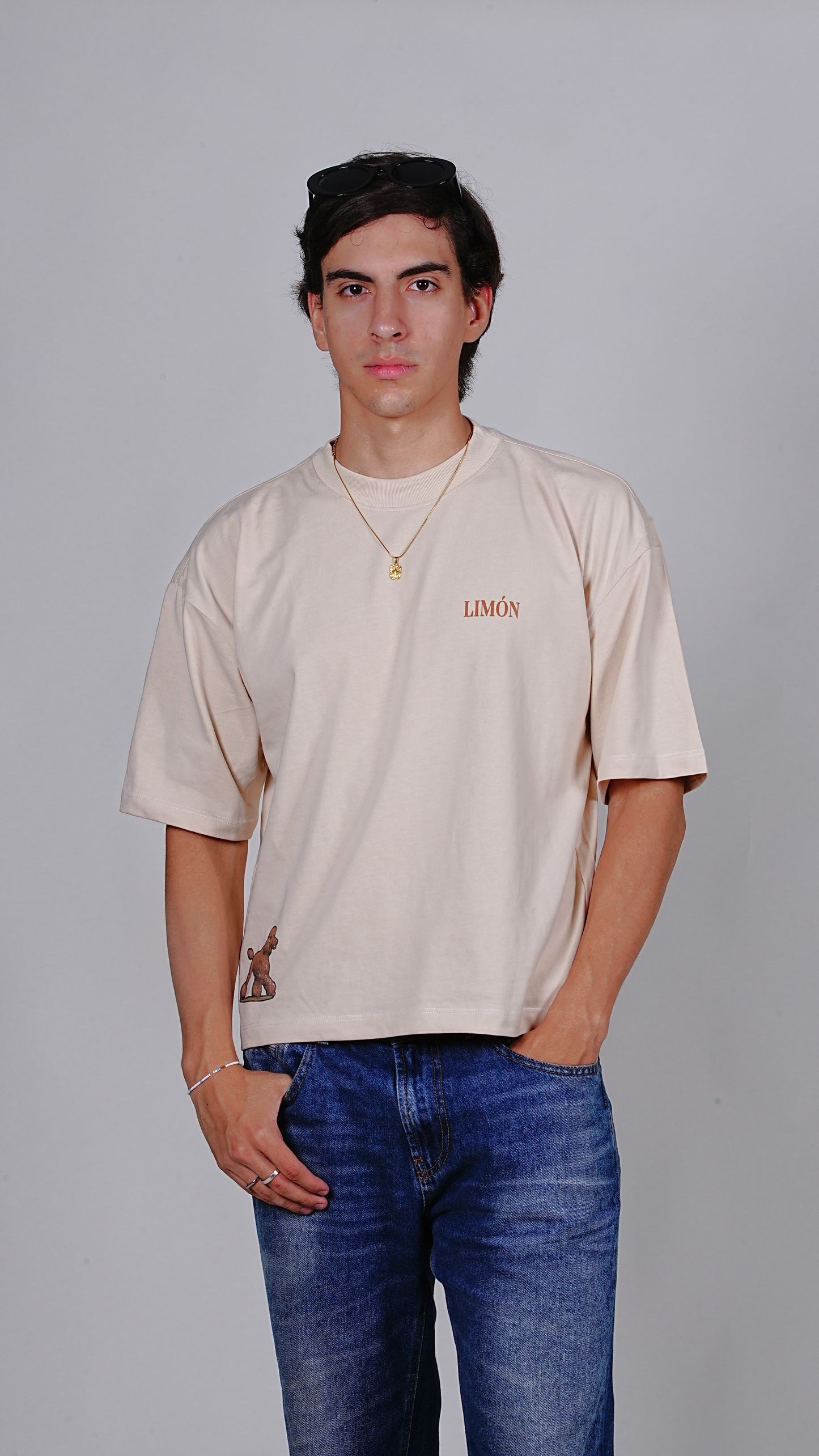 “Ballons” — Camiseta Boxy Fit Habano By Limón